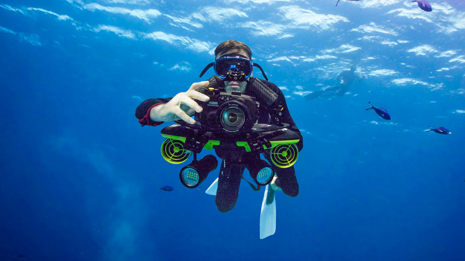 camera_mount_underwater